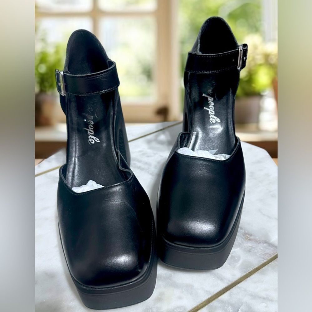 🔥 FREE PEOPLE Gwen Mary Jane Platforms Heels Size 39 US 8.5 - Picture 7 of 15